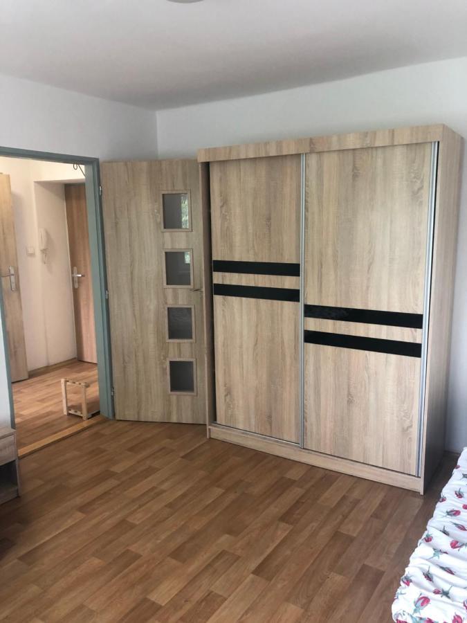 Apartmany - Skolni Chomutov Kültér fotó
