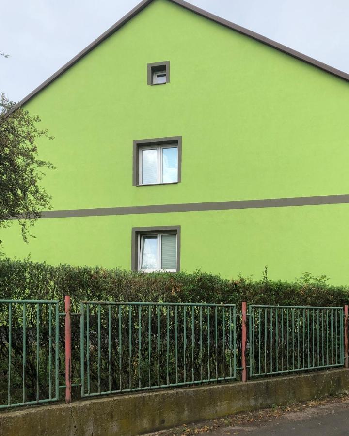 Apartmany - Skolni Chomutov Kültér fotó